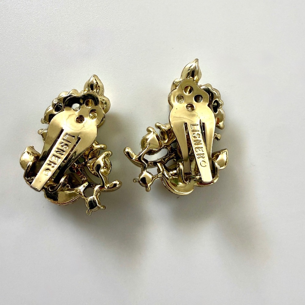 Vintage Lisner Gold Tone Green AB Rhinestone Leaf Clip On Earrings Botanical - Picture 5 of 9
